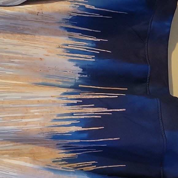 Women's White and Blue Gradient Graphic Pullover Sweatshirt - Picture 4 of 6